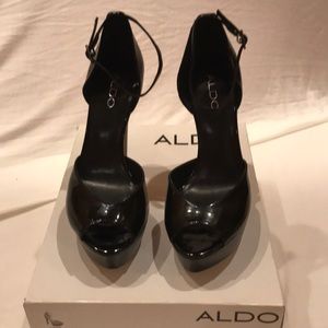 Black Leather Aldo Crier size 7